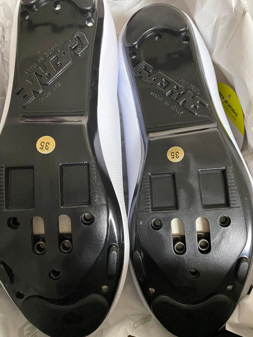 【タグ付き】GAERNE G. SPRINT マットホワイト 35