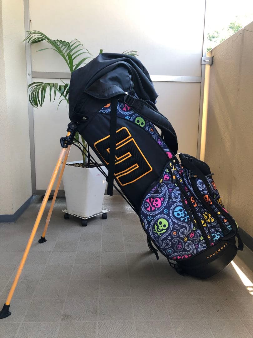 LOUDMOUTH カラフルスカルキャディバッグ