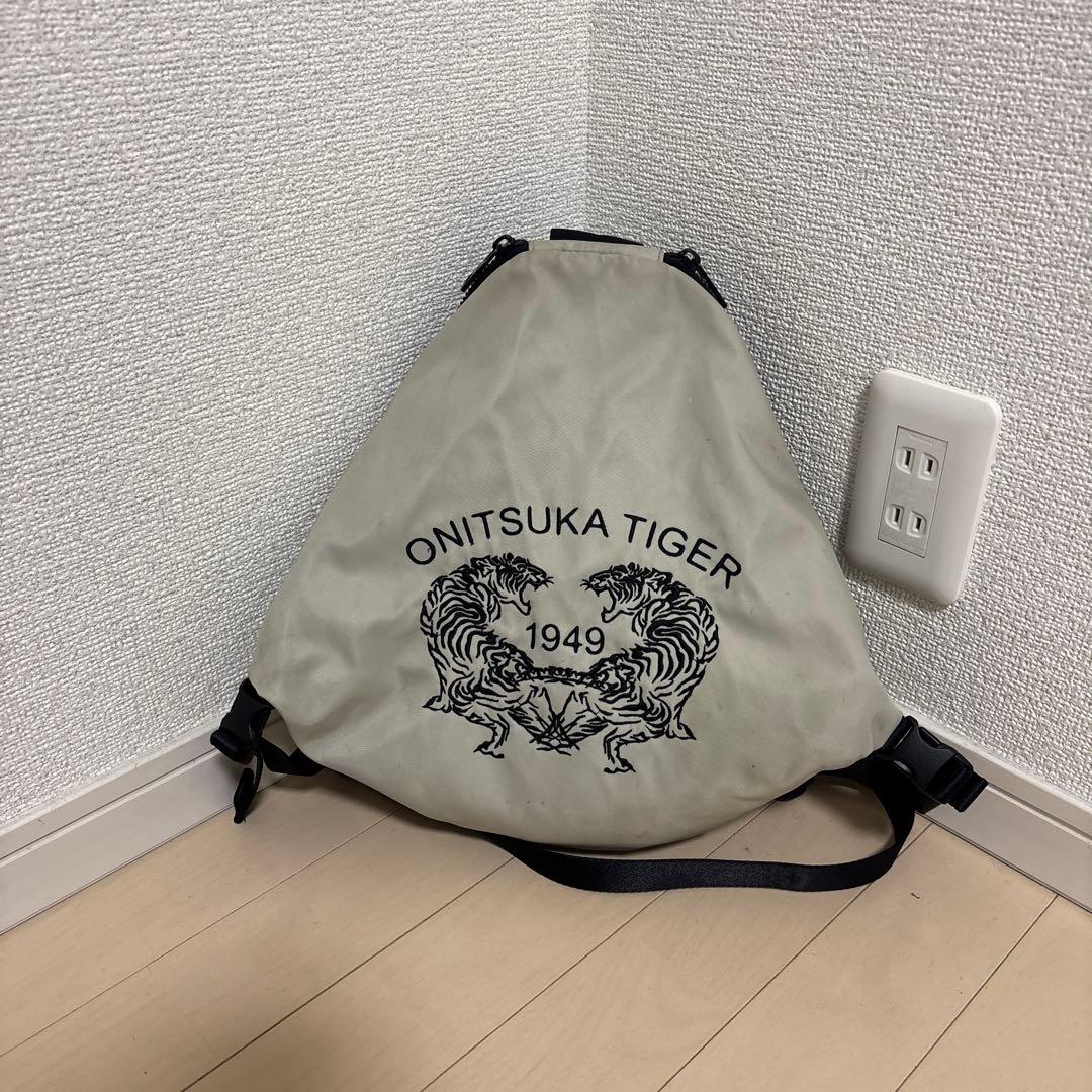 オニツカタイガー　リュック　肩掛け　ホワイト
