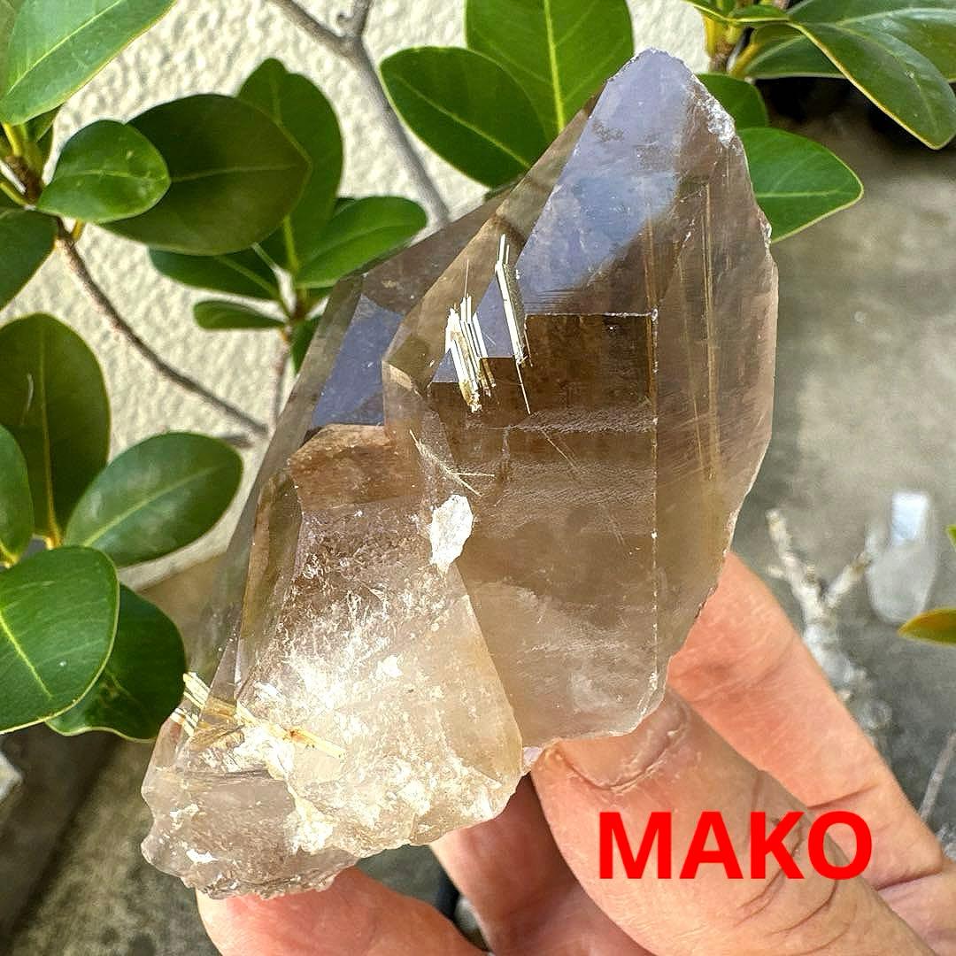 M1819☆ゴールドルチルクォーツクラスター219g☆天然石　原石☆N41010