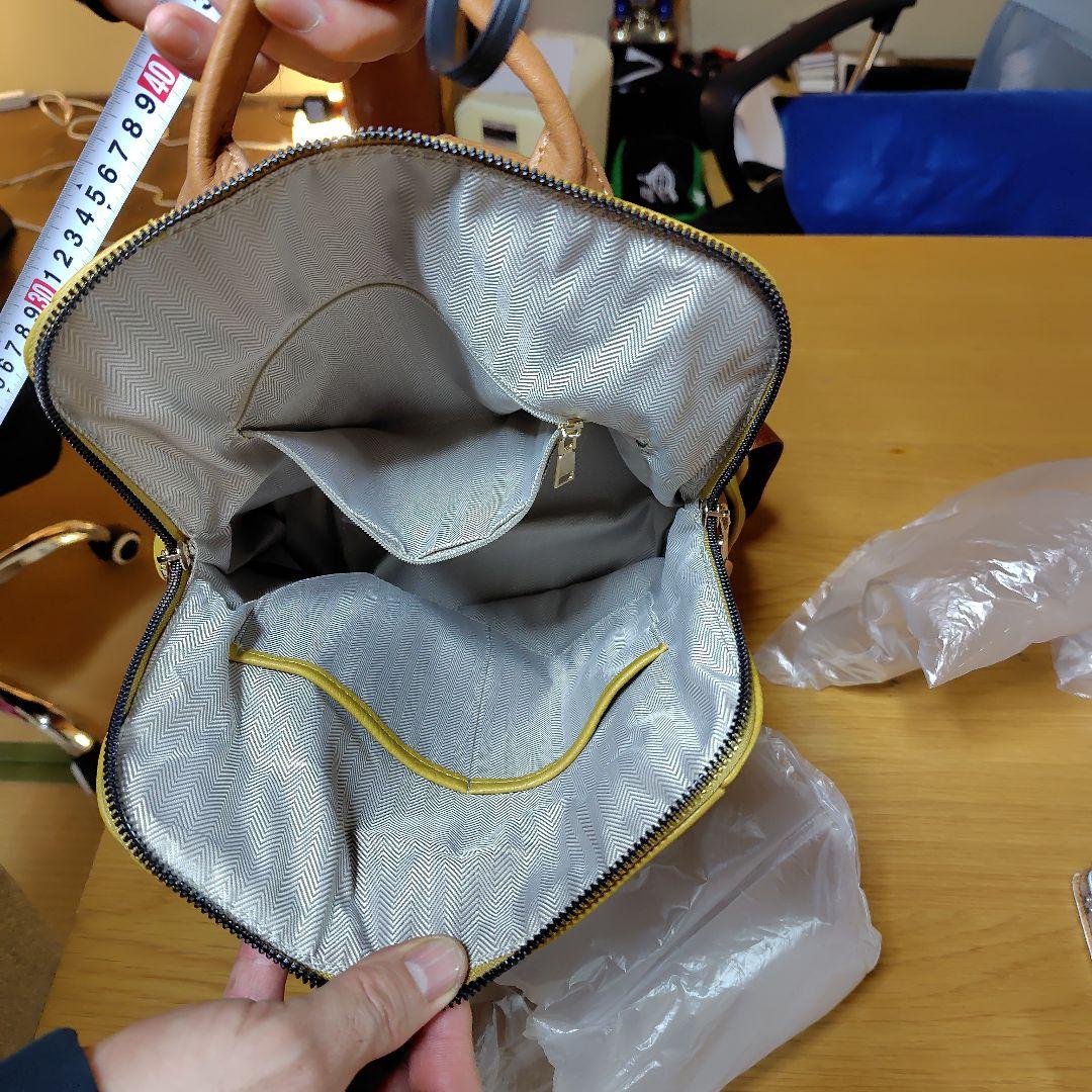 レザー イエローバックパック