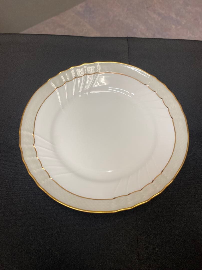 リチャードジノリベッキオグレース　皿 3枚セット 金縁 波型デザイン 廃盤