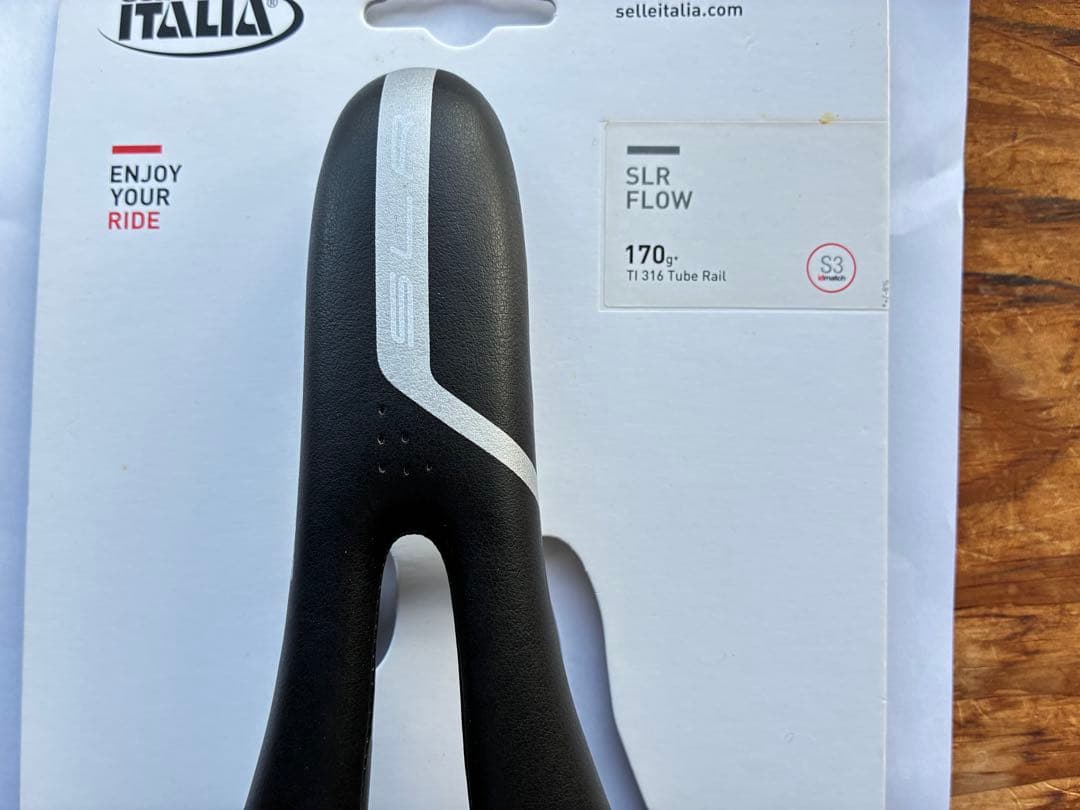 Selle Italia SLR Flow サドル 170mm Ti316
