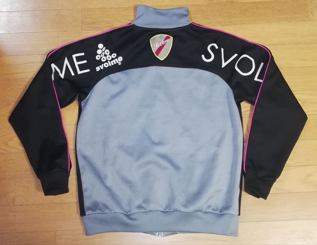 【匿名配送】【入手困難】グレー　黒　トレーニング　ジャージ上下　スボルメ