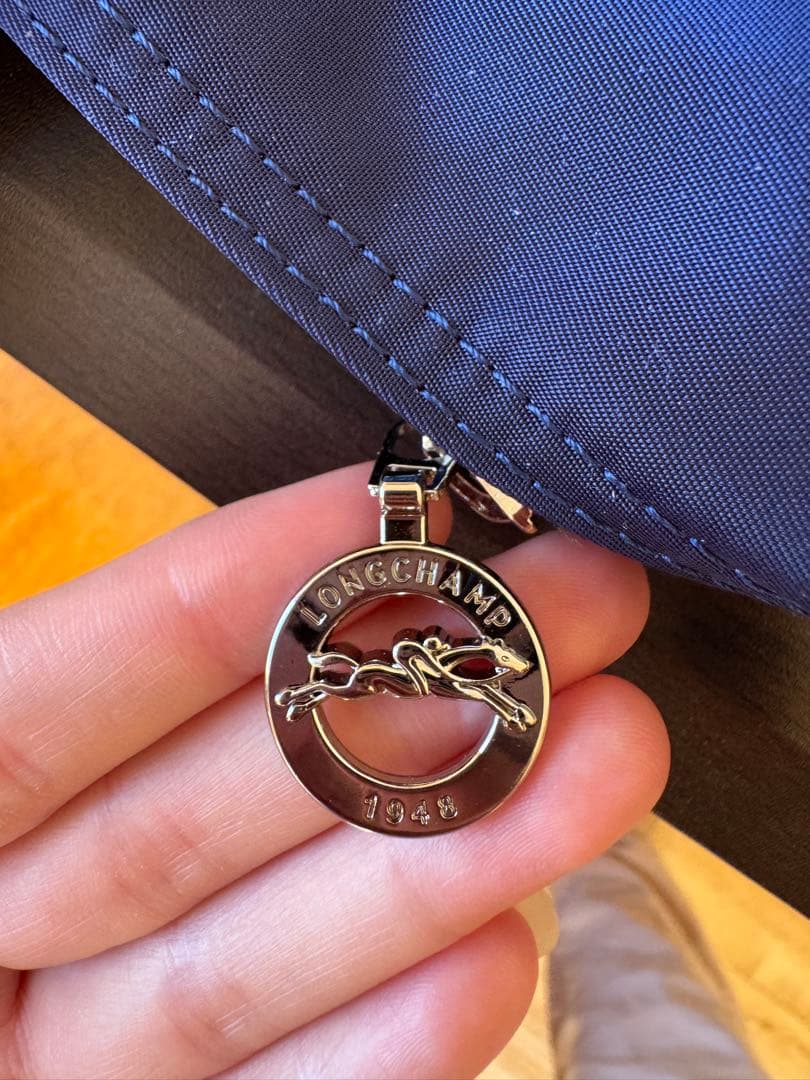 ネイビー long champ neo m size