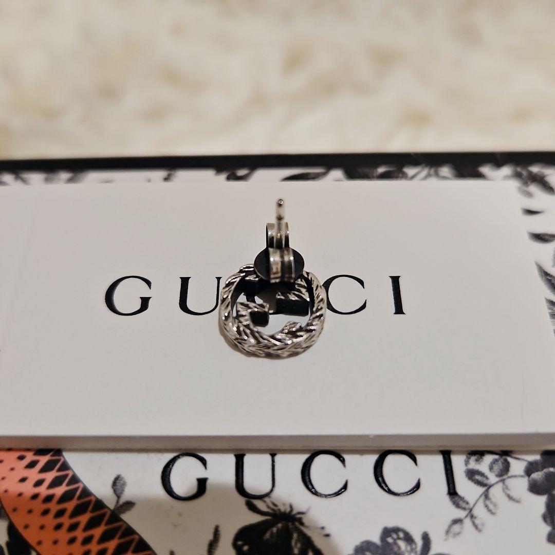GUCCI グッチ インターロッキング ピアス アラベスク 片耳 シルバー 燻し
