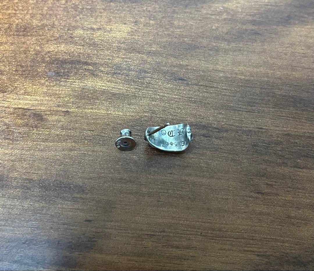 CHROME HEARTS カーブドティアドロップ ピアス シルバー