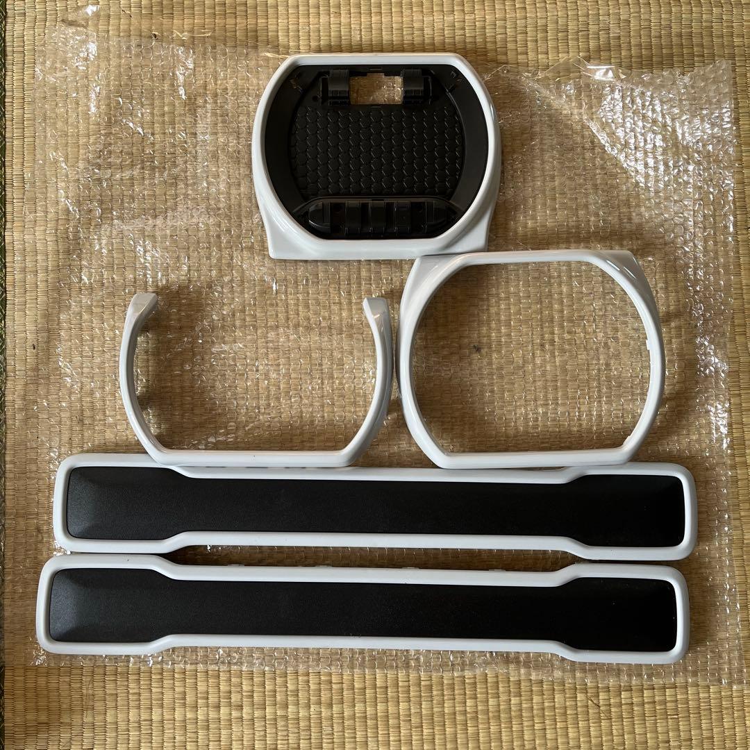 Mai　ハスラー ホワイトインパネ、ドアトリム セット売り 新品未使用