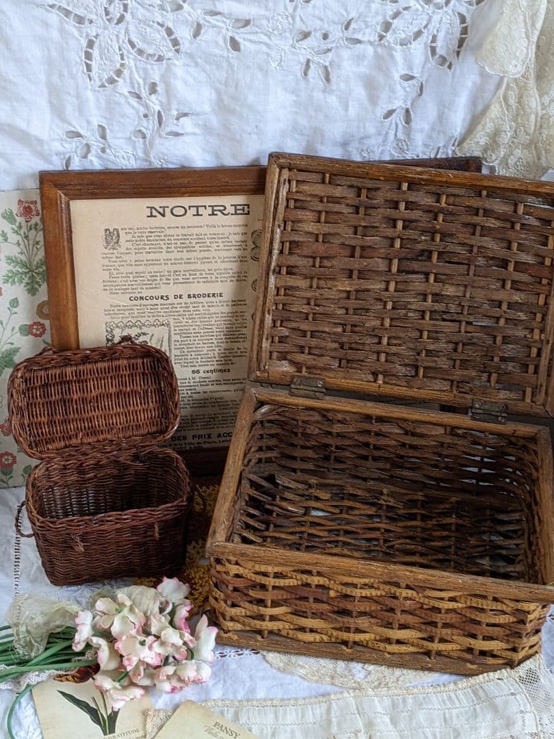 【w】フランスアンティークヴィンテージバスケット２点セット　ドール用バスケット