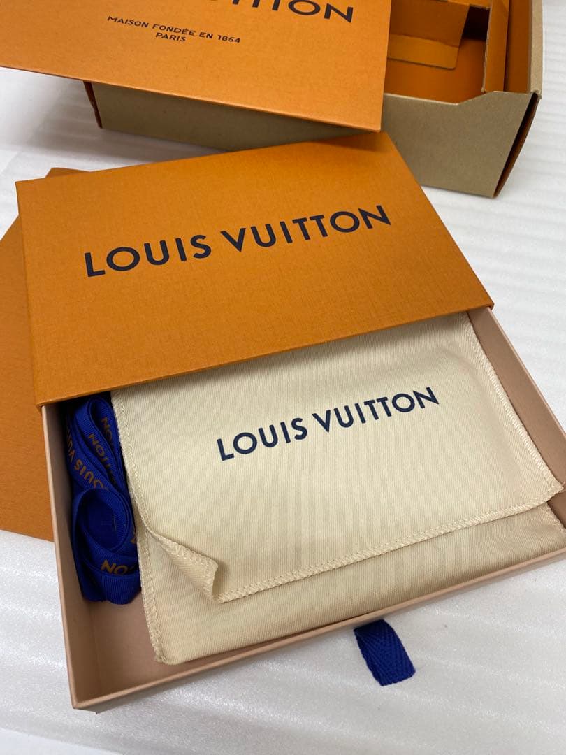 3-2893 LouisVuitton モノグラムエクリプス　タイガラマ