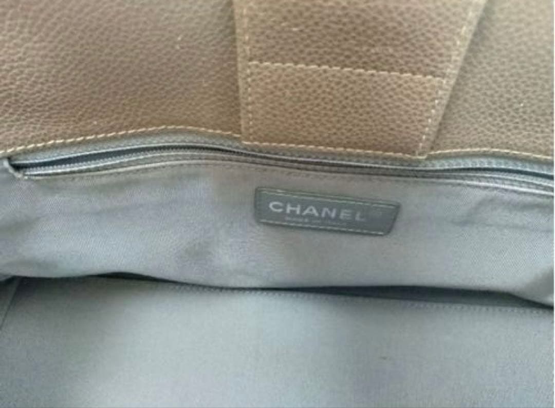 CHANEL　エグゼクティブトート スモール ベージュ ココマーク シルバー