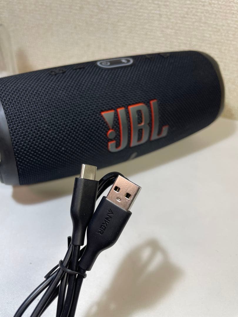 JBL Charge 5とBose SoundLink Mini 2セット