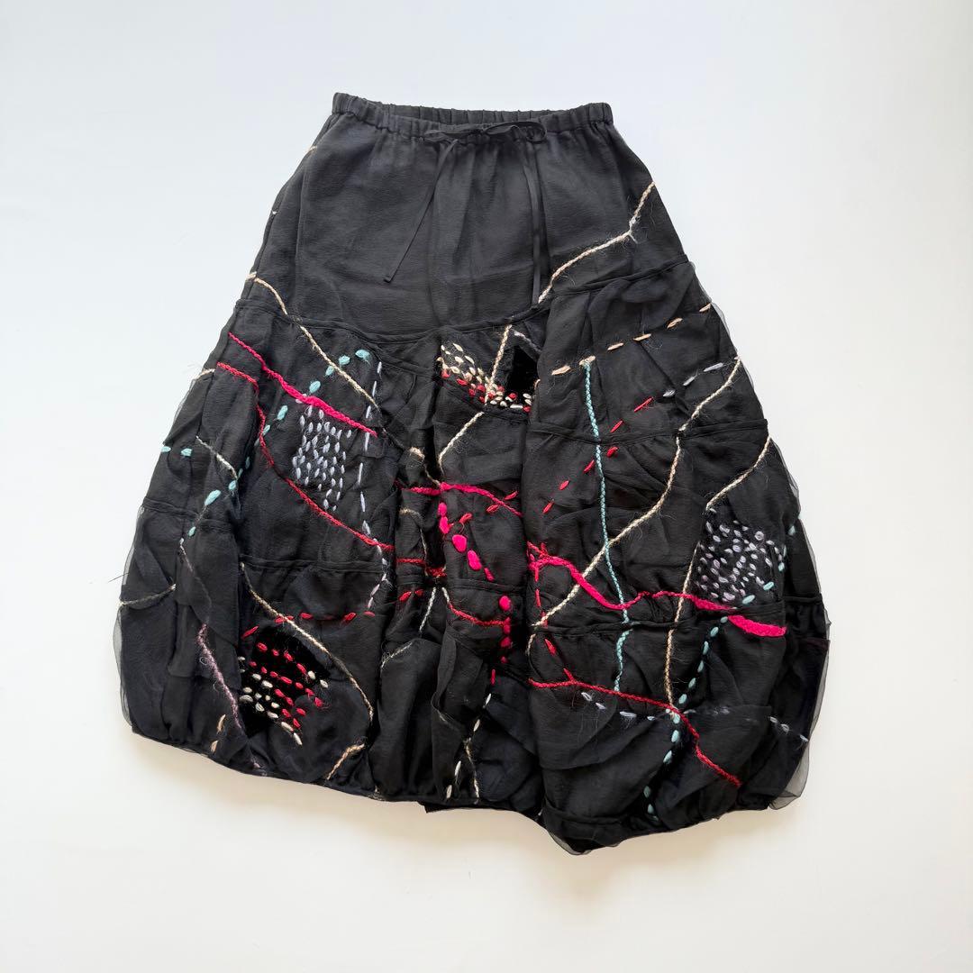 トクコプルミエヴォル 刺繍 変形スカート バルーン ウール C526