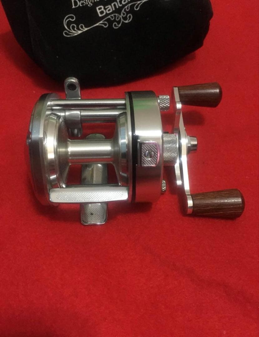 シマノBantam 200 ベイトリール 専用ケース付き