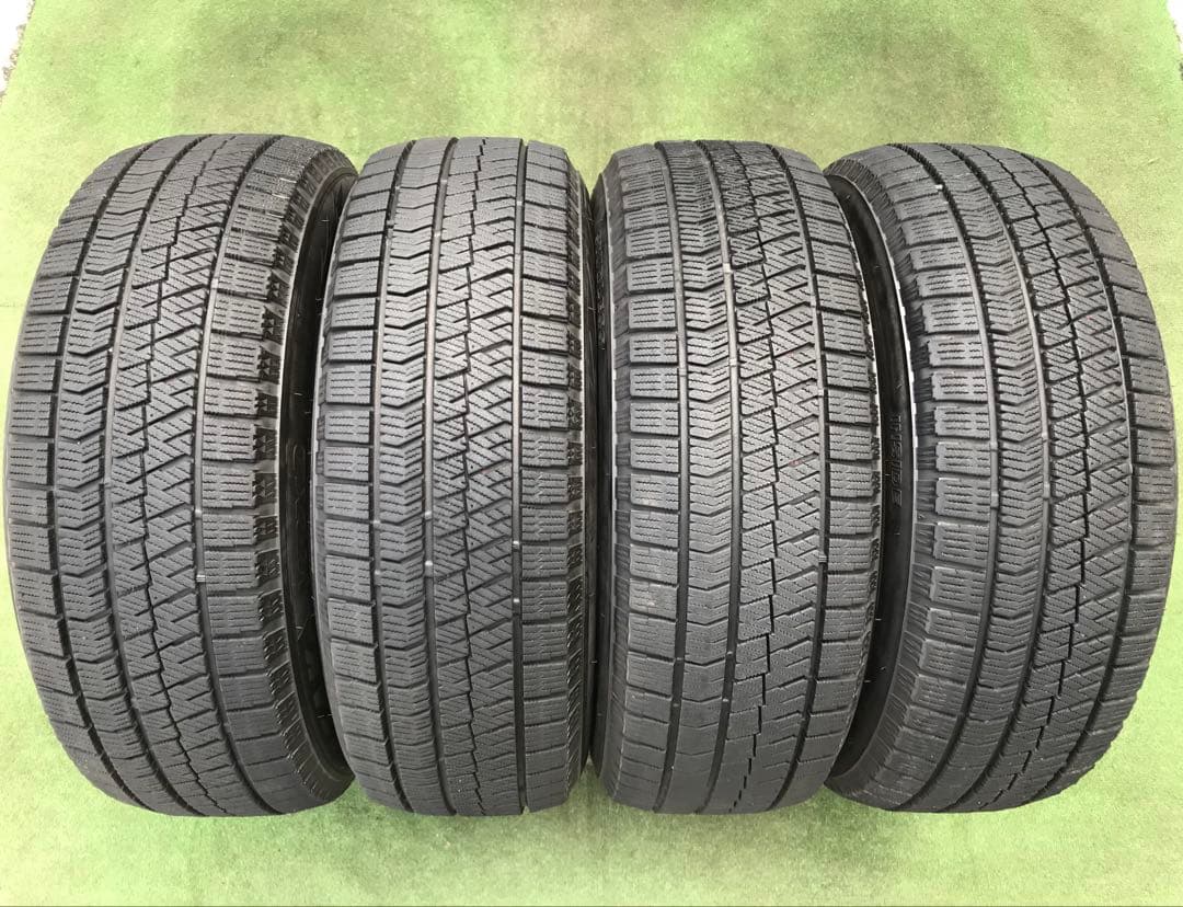 205/65 R15、BRIDGESTONE BLIZZAK VRX2、21年