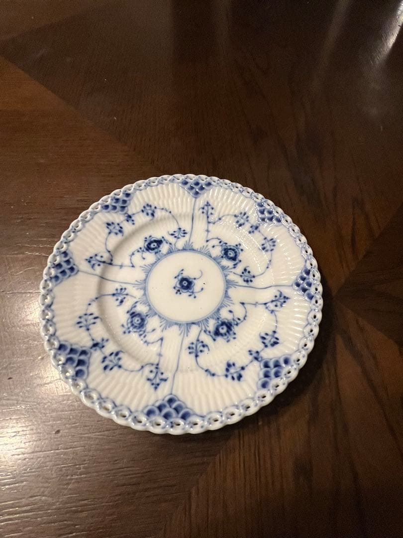 ロイヤルコペンハーゲン ハーフレース　ドーム型バターディッシュ　レア