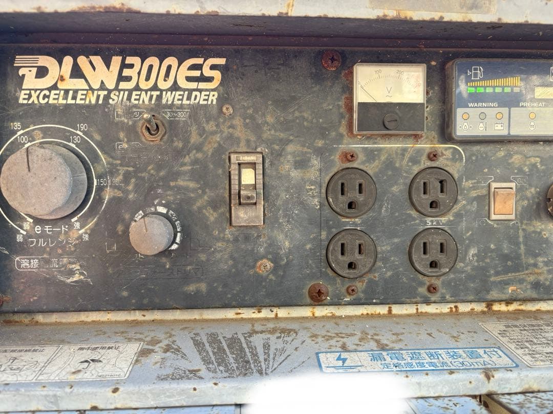 DLW-300ES デンヨー エンジン 溶接機 発電機 200V 100V