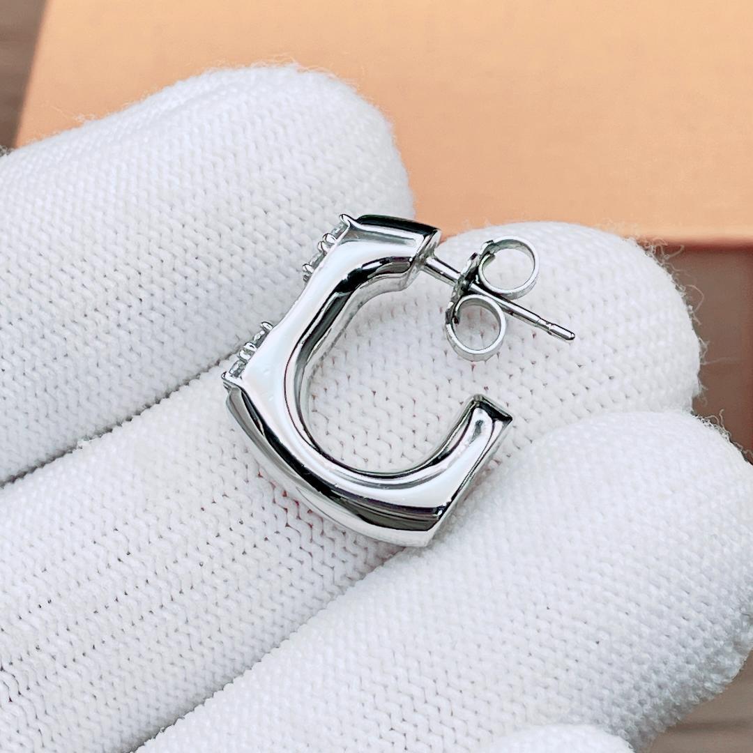 ◇ルイヴィトン◇ M01859 LV ビーズ モノグラム フープ ピアス 両耳用