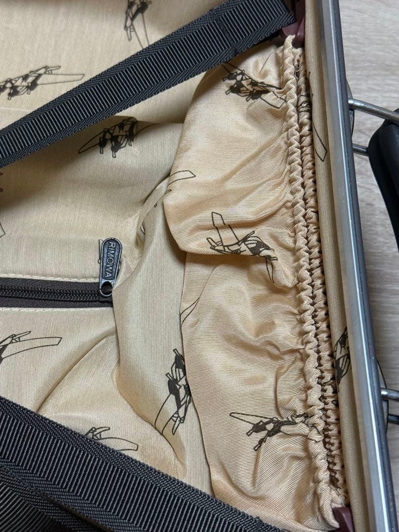 美品 リモワ　クラシックフライト　35L キャビン　機内持ち込み クラシック