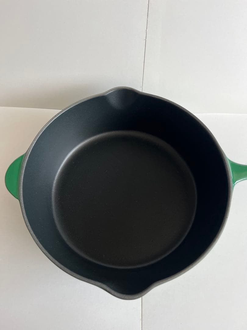 廃盤　ルクルーゼ　 カサドゥ 27cm グリーン