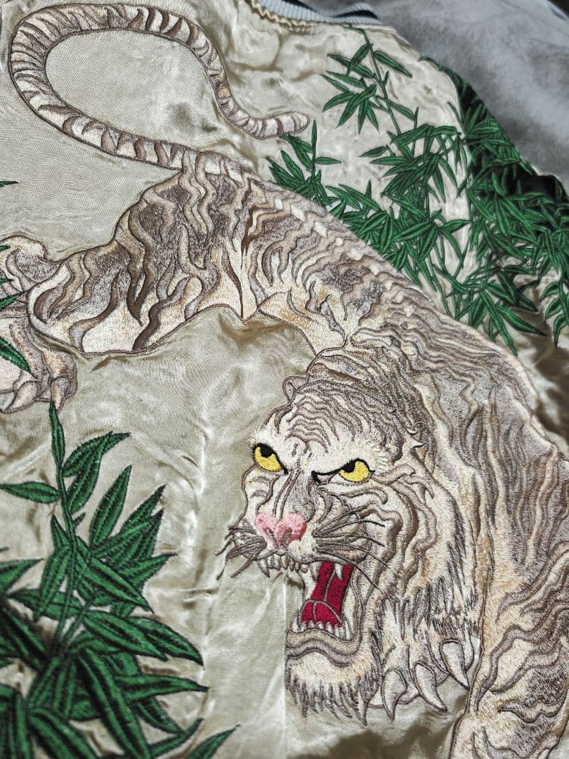 SCRIPT 日本 ２面用 スカジャン 限定虎 unisex 100％silk