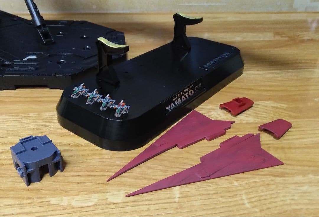 ワ*ル様 1/1000宇宙戦艦ヤマト3199 LED発光全塗装完成品
