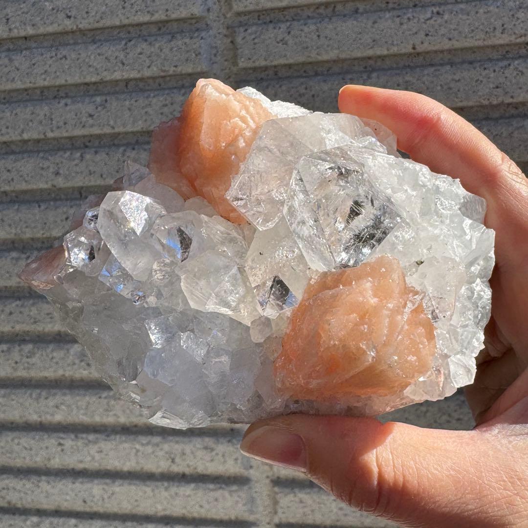 【ハイクオリティ】 アポフィライト　原石