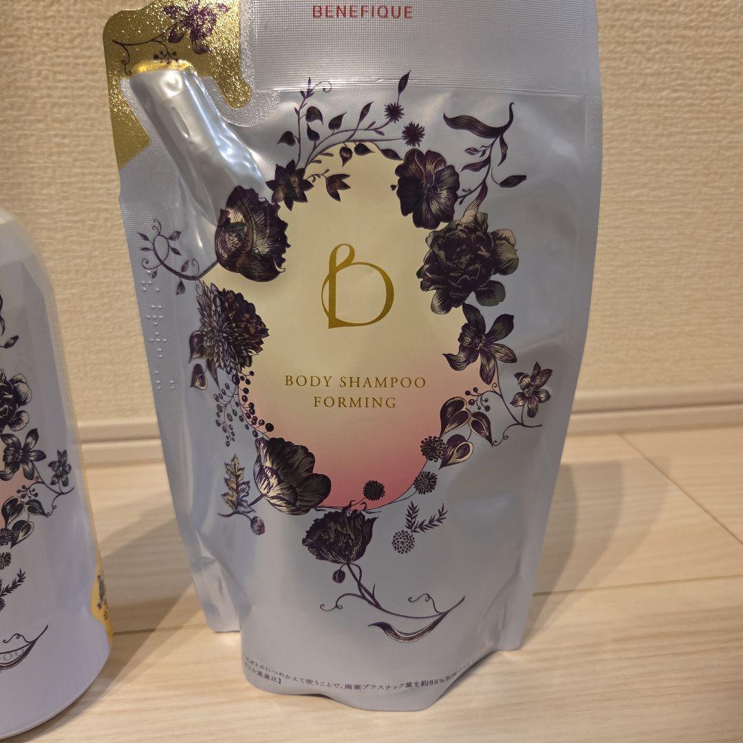 BENEFIQUE BODY SHAMPOO FORMING セット