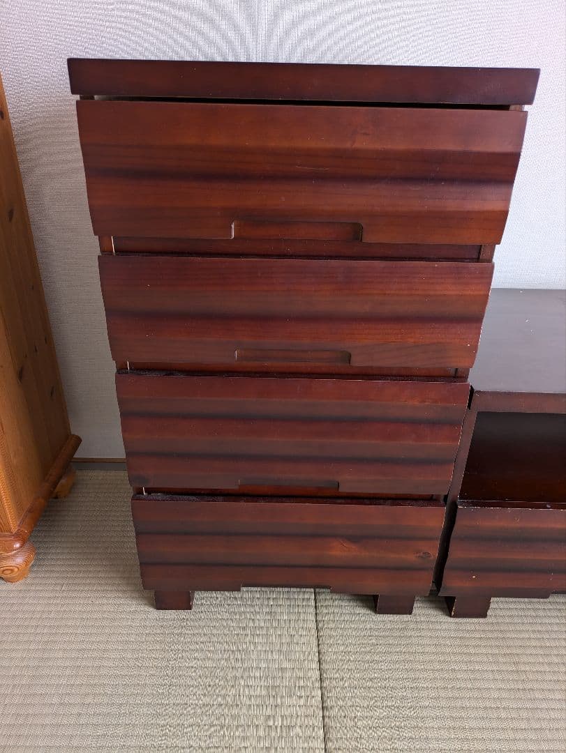 【しろぴー】木製チェスト、ファンデ、ファー付きポンチョ　3点おまとめ