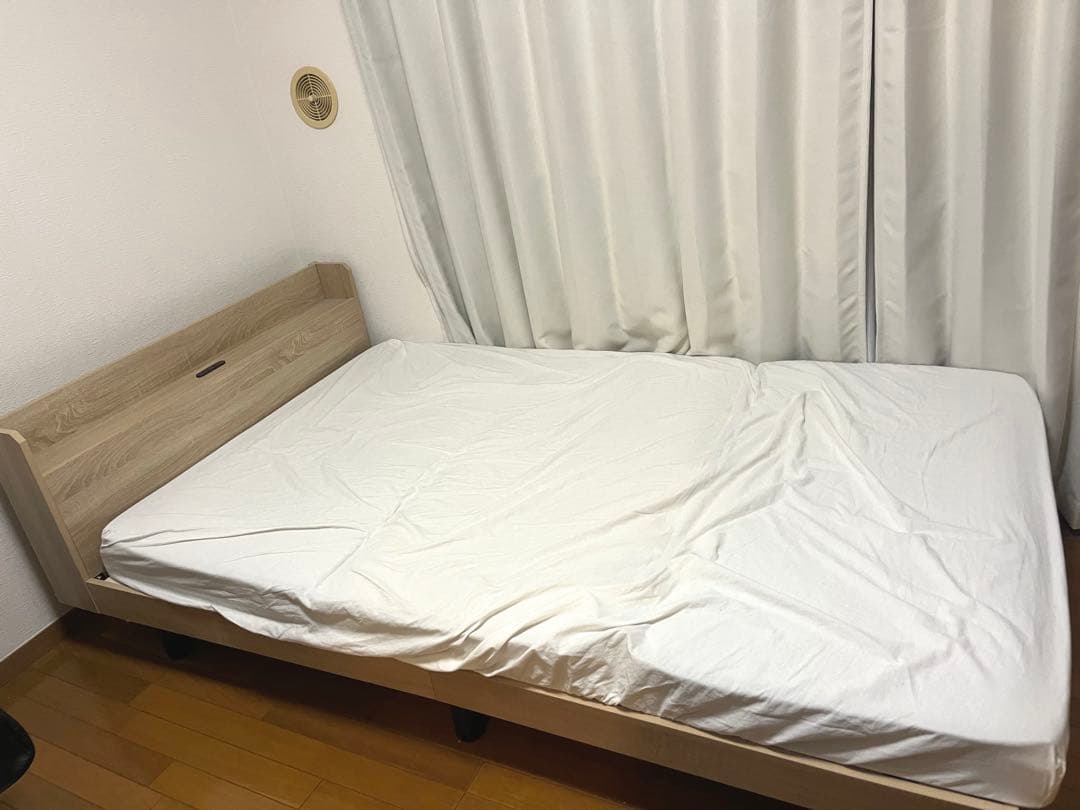 【ベッド＋マットレスセット】ニトリ セミダブルベッドフレーム【期間限定】