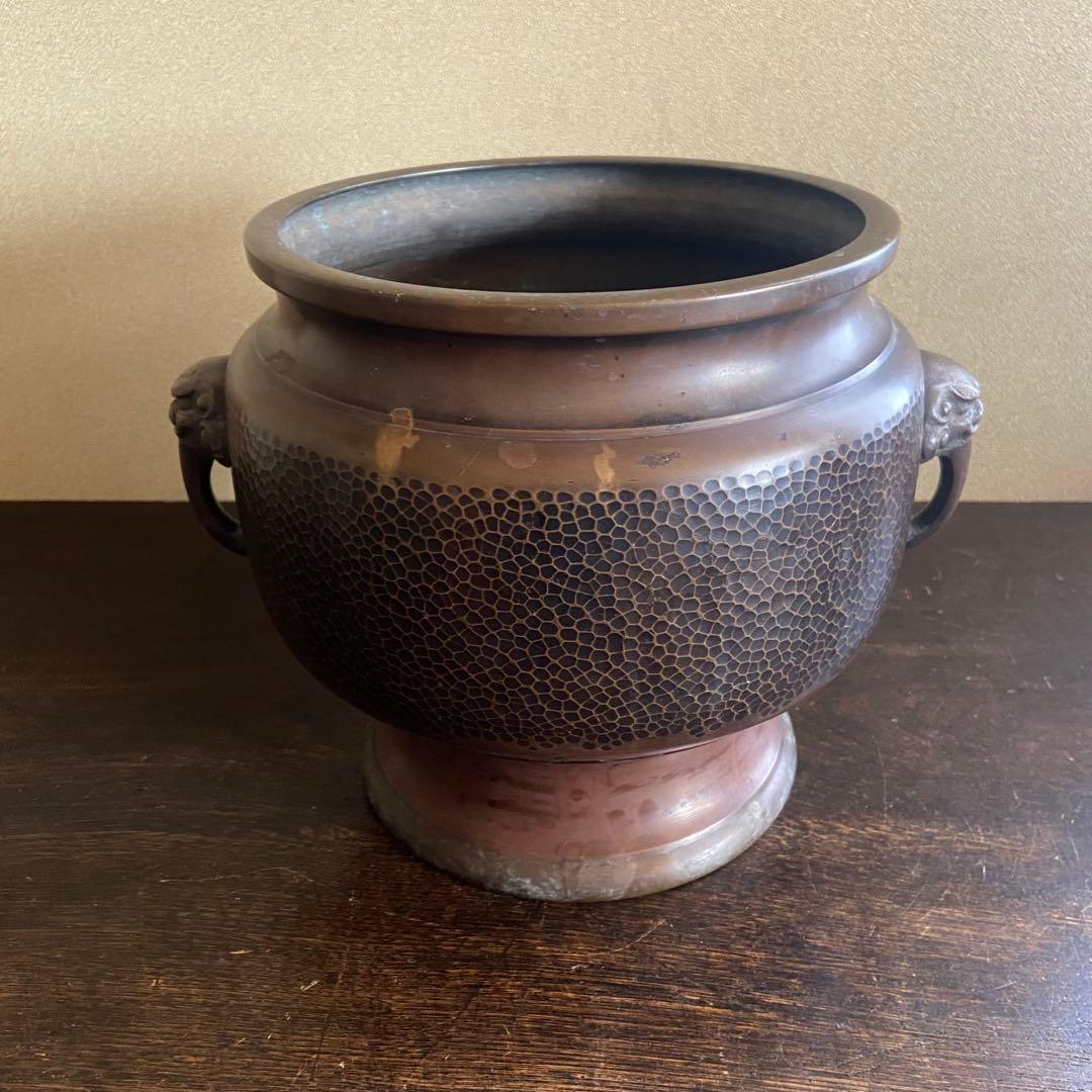 銅製　獣耳　槌目模様　火鉢　古い火鉢