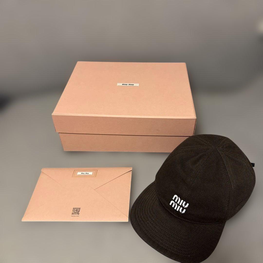 miu miu ブラウン デニムキャップ