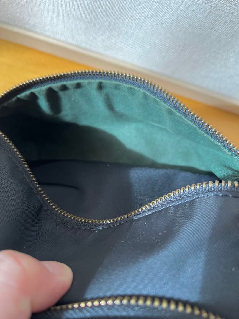 【美品】フェリージ Felisi 799/10黒ボディバッグ .ウエストバック