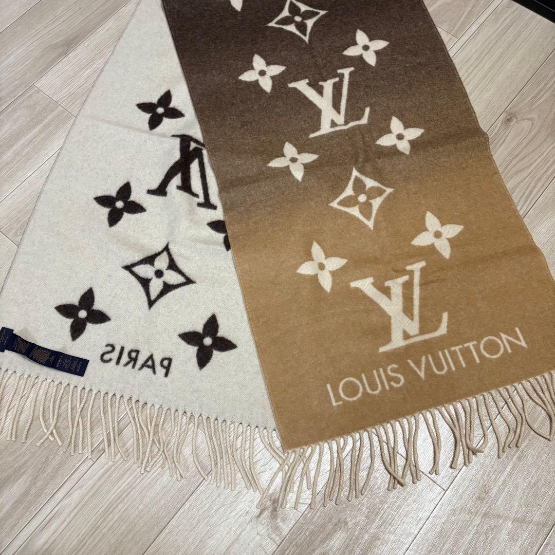 LOUIS VUITTONマフラーグラデーション