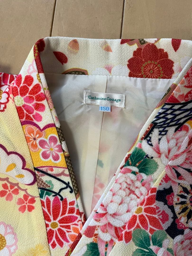 Catherine Couarge 花柄着物 袴セット150㎝