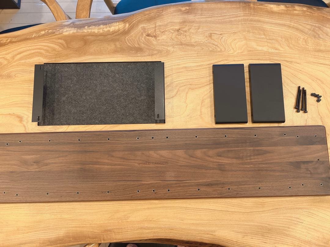 【新品】WORLD GADGETS アメリカンウォールナットデスクシェルフ