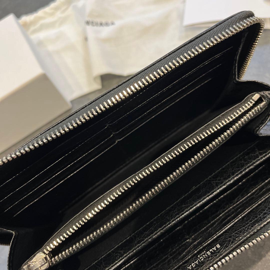 ろい　BALENCIAGA PARIS ブラックレザー 長財布メンズ