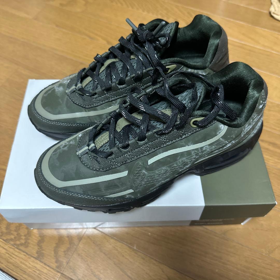 Nike Air Max 95 Worksout コラボ　ワークスアウト