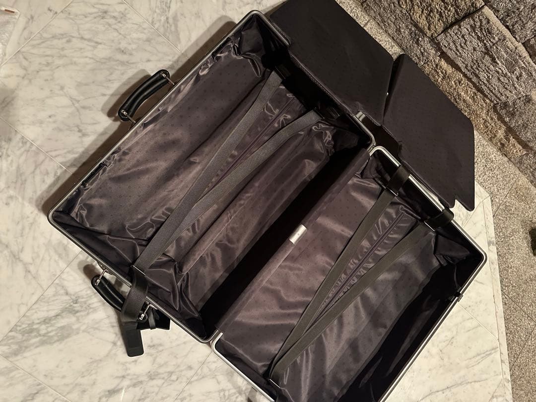 【美品】RIMOWA 現行 正規店購入 61L クラシックチェックインM