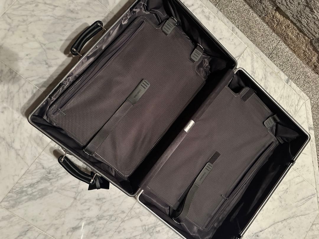 【美品】RIMOWA 現行 正規店購入 61L クラシックチェックインM