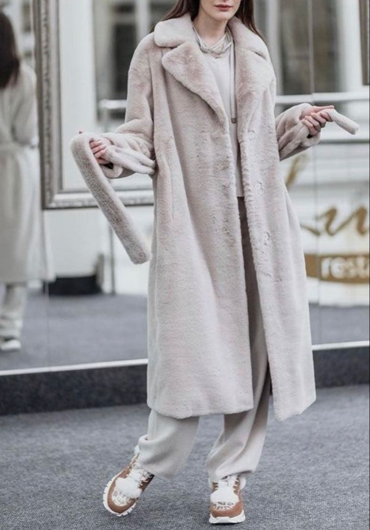 ★新品未使用★ヘルノHERNOファーコート★