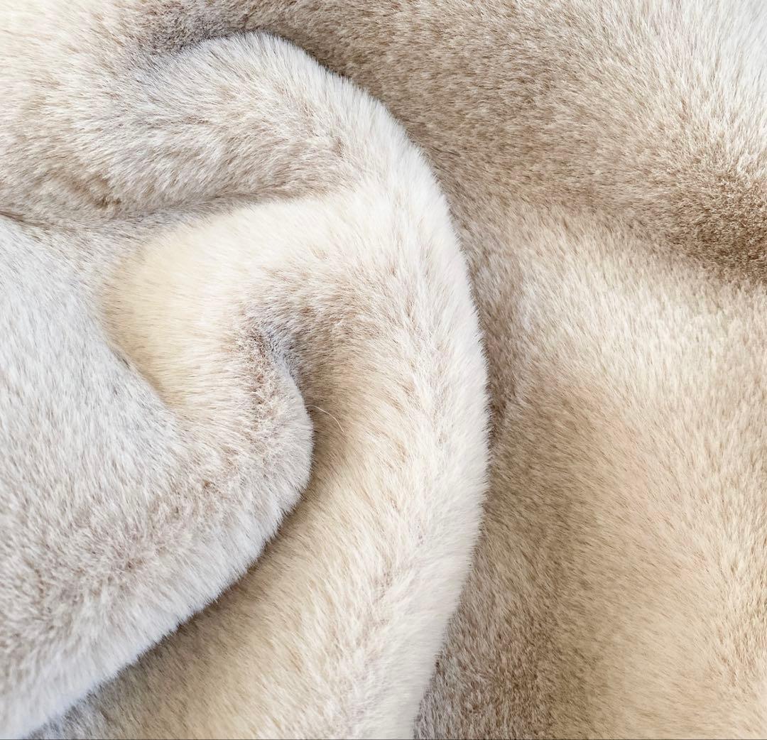 ★新品未使用★ヘルノHERNOファーコート★