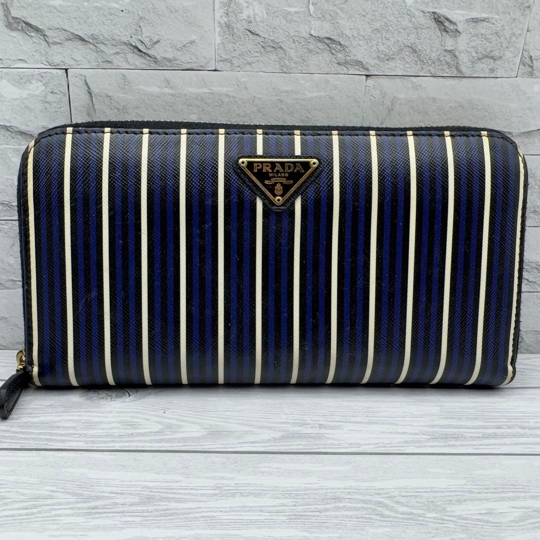 【激レア・美品】プラダ　ラウンドファスナー　三角ロゴ　サフィアーノ　ストライプ