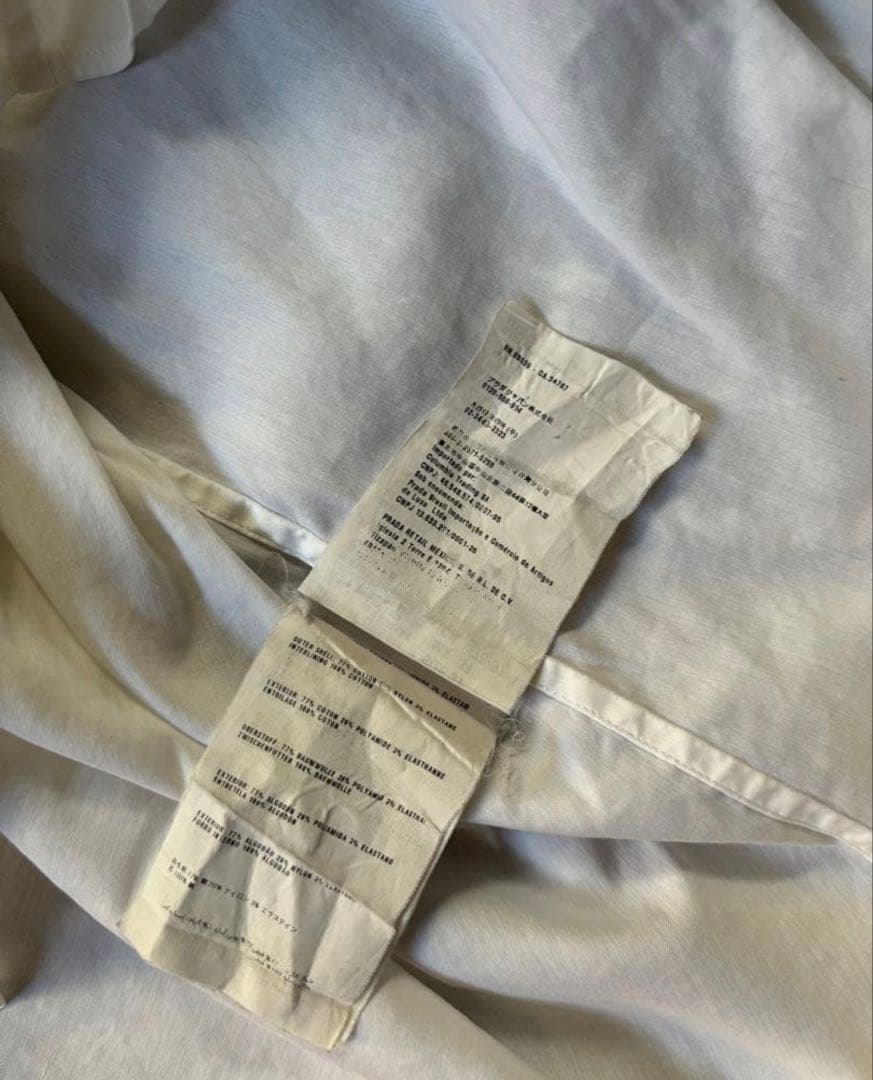 PRADA　ドレスシャツ　サイズ37