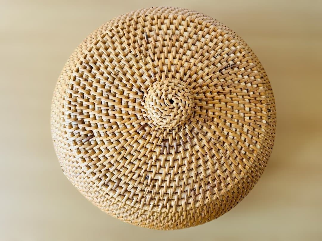 天然素材 アジア籐籠 円形蓋付き収納バスケット