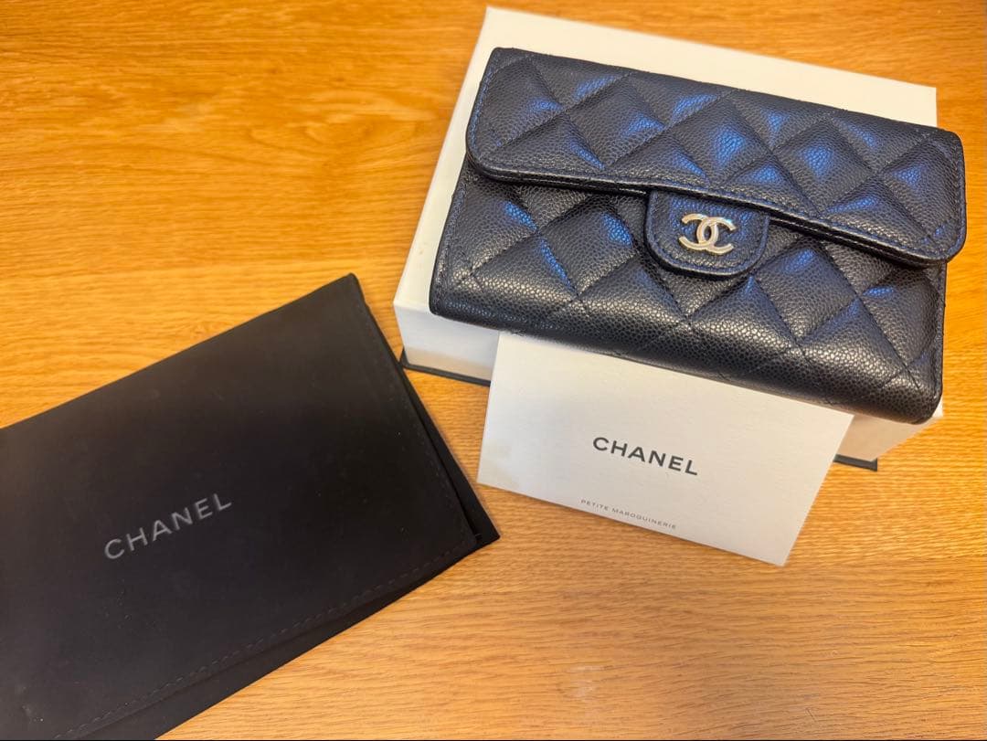 レオ様CHANEL キャビアスキン　pari本店購入　財布　ウォレット
