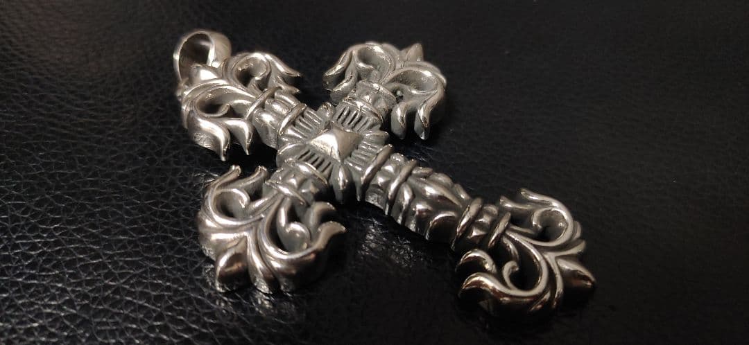 シルバー925　フィリグリークロスペンダント　Silver925 ネックレス