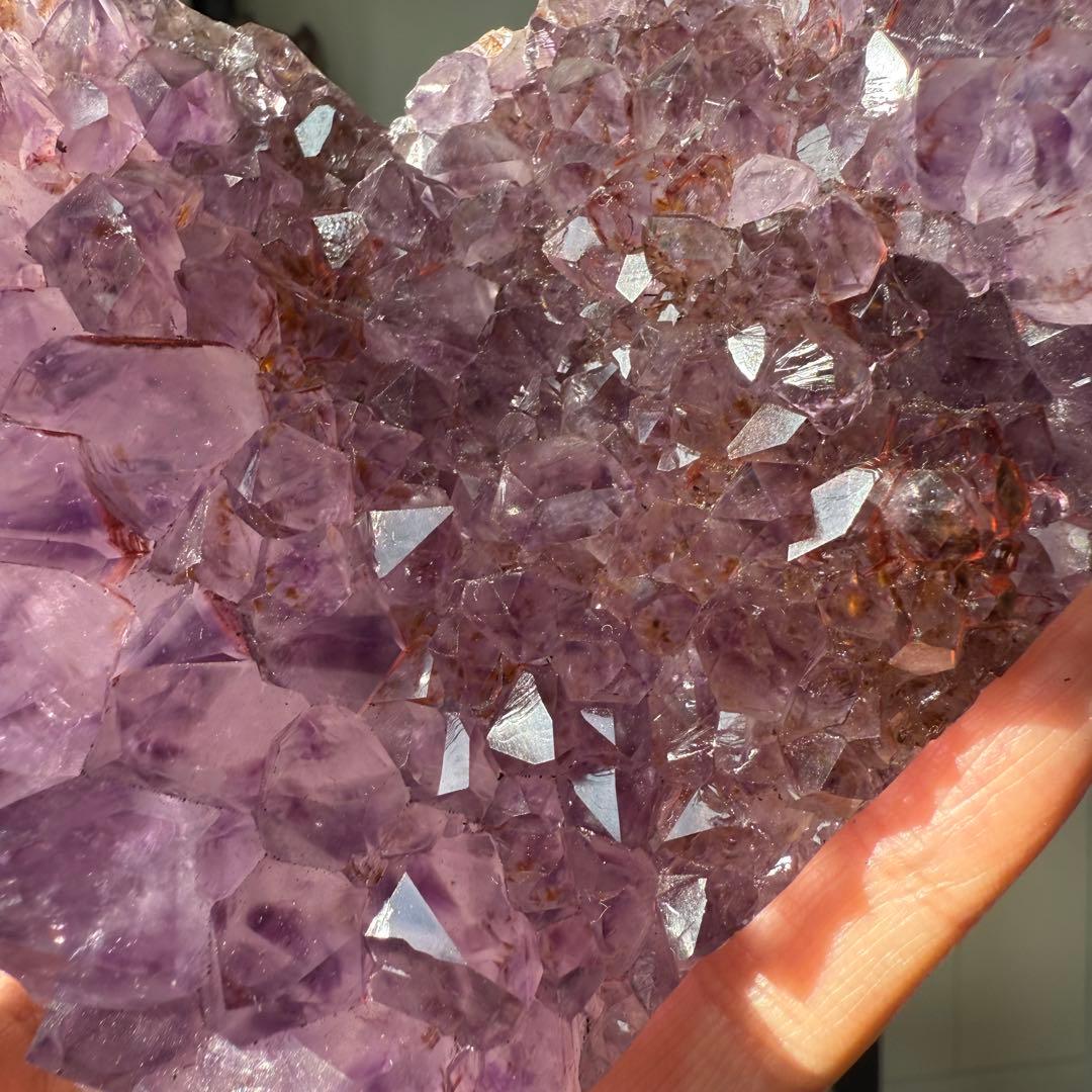 天然石タイチンルチルクォーツ共生アメジストのハート　置物NO.010913