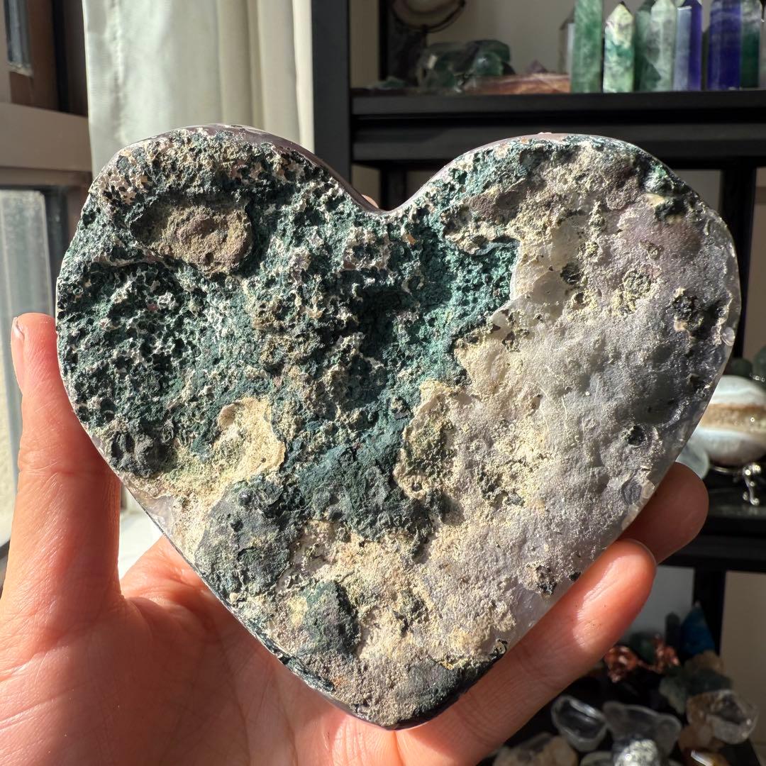 天然石タイチンルチルクォーツ共生アメジストのハート　置物NO.010913