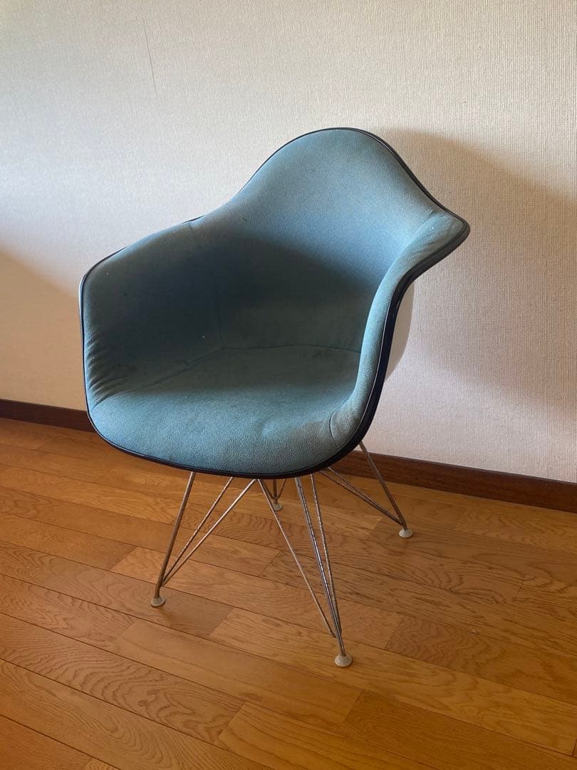 ハーマンミラー　グラスファイバーシェル　アームベース　ワイヤーチェア　布張り